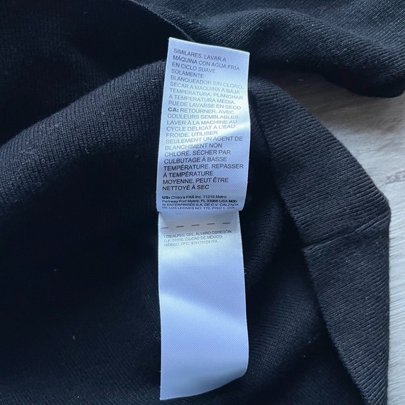 CHICOS Ecovero Black White Colorblock Turtleneck Sweater Button Cuff Sz MED EUC - Picture 5 of 8